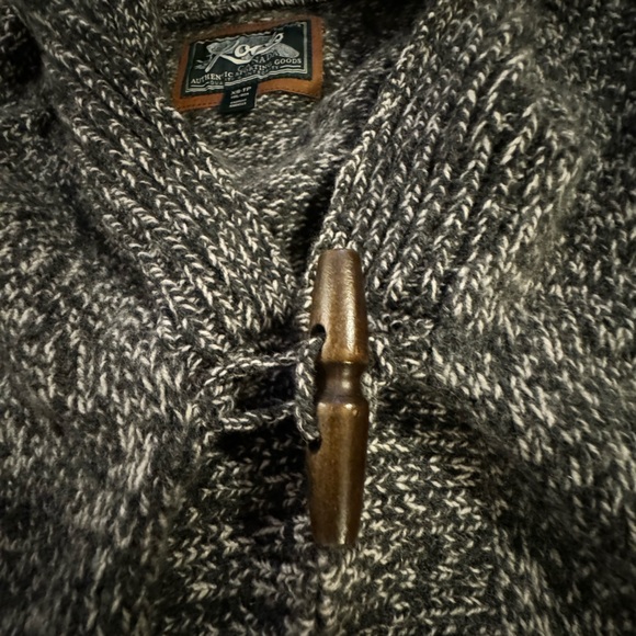 Roots salt and pepper cardigan with one fastener - Picture 4 of 6